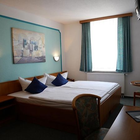 Hotel Garni Brauhof Niederwiesa Bagian luar foto