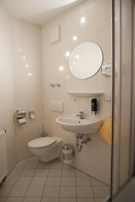 Hotel Garni Brauhof Niederwiesa Bagian luar foto